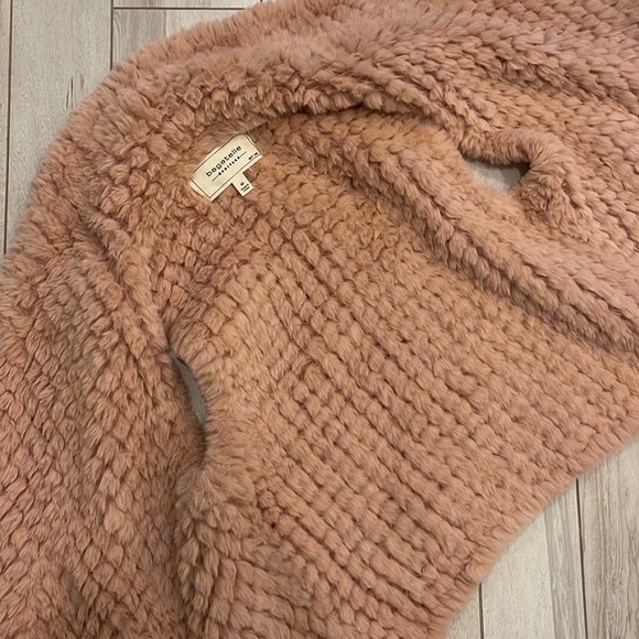 Bagatelle Faux Fur Vest - Picture 3 of 5